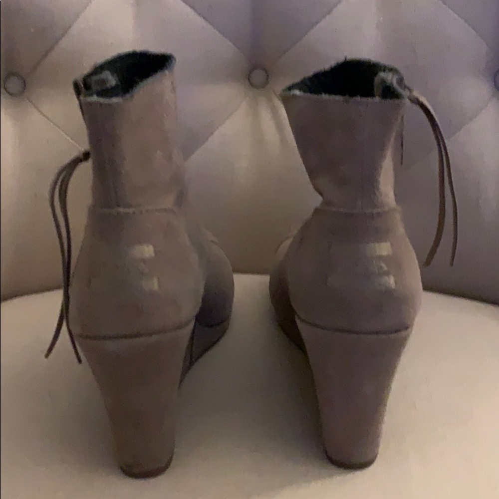 Toms wedge ankle boots